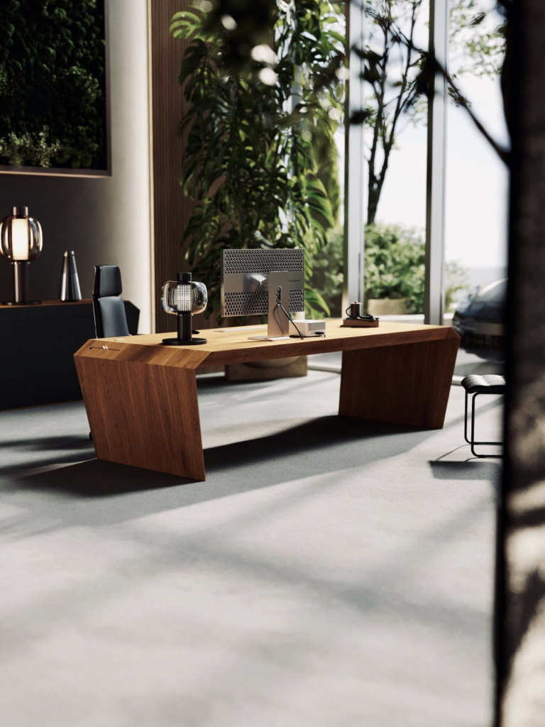 Hochwertiger Designerschreibtisch aus Holz
